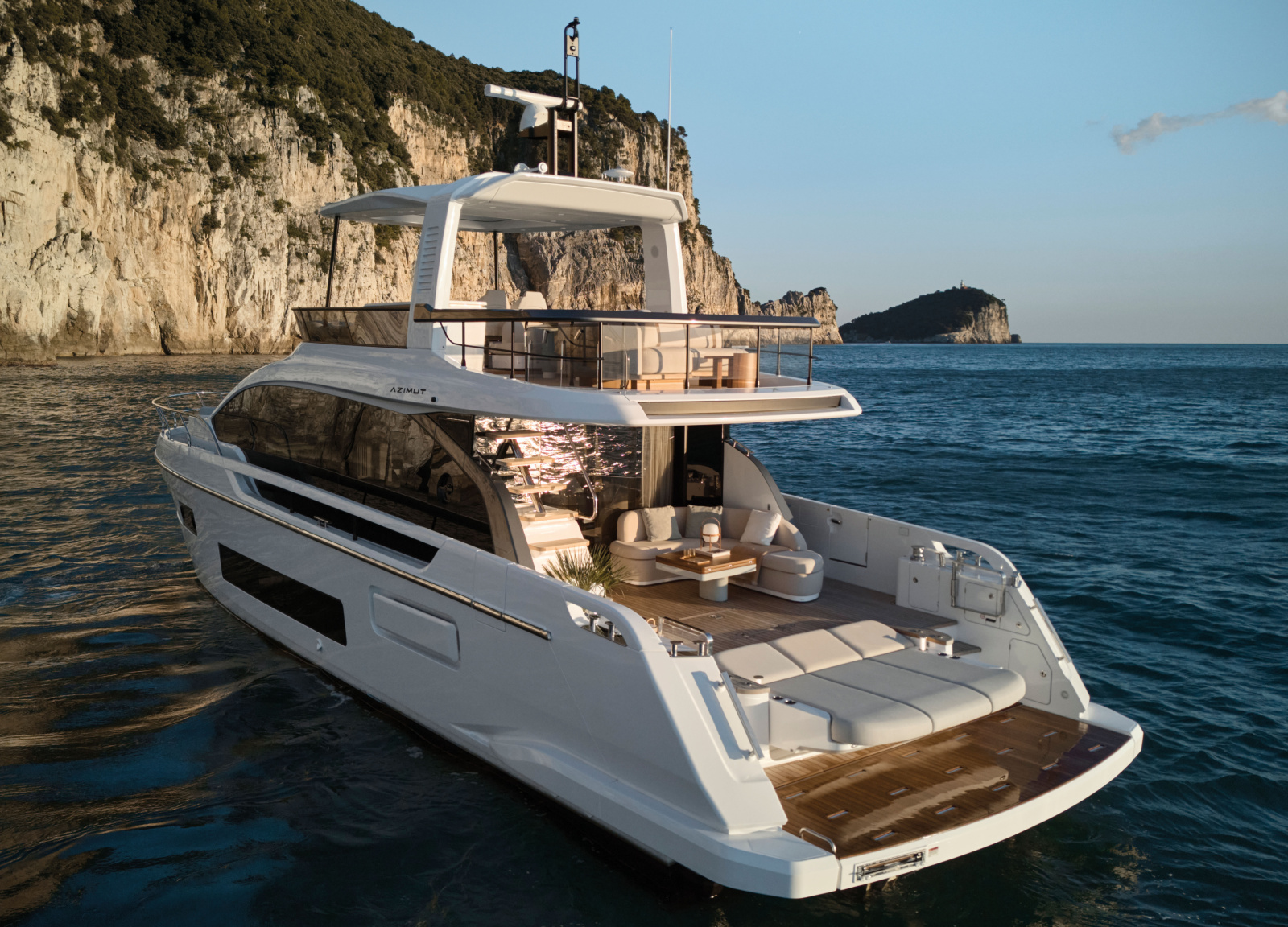 2026 Azimut 62 FLY