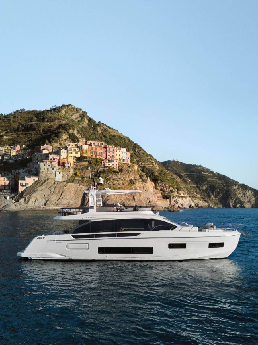 2026 Azimut 62 FLY