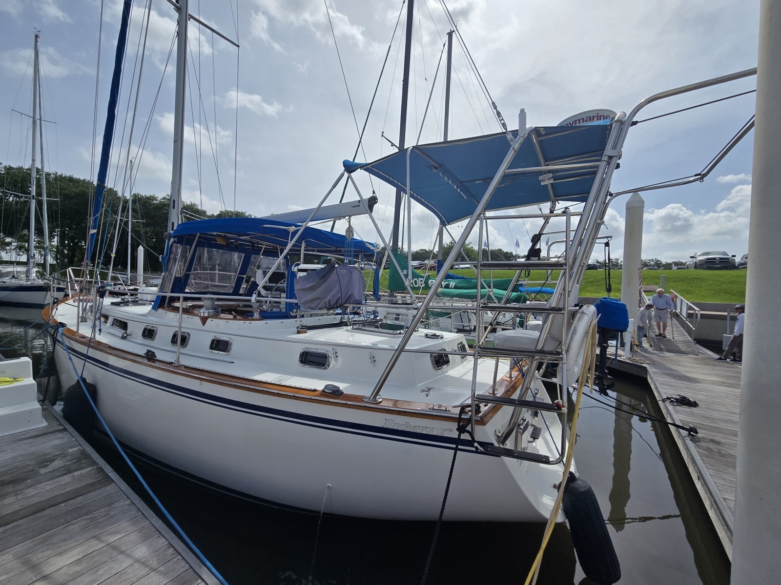 1990 Endeavour 