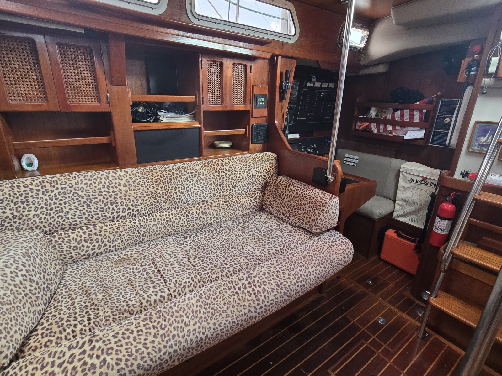 1990 Endeavour 