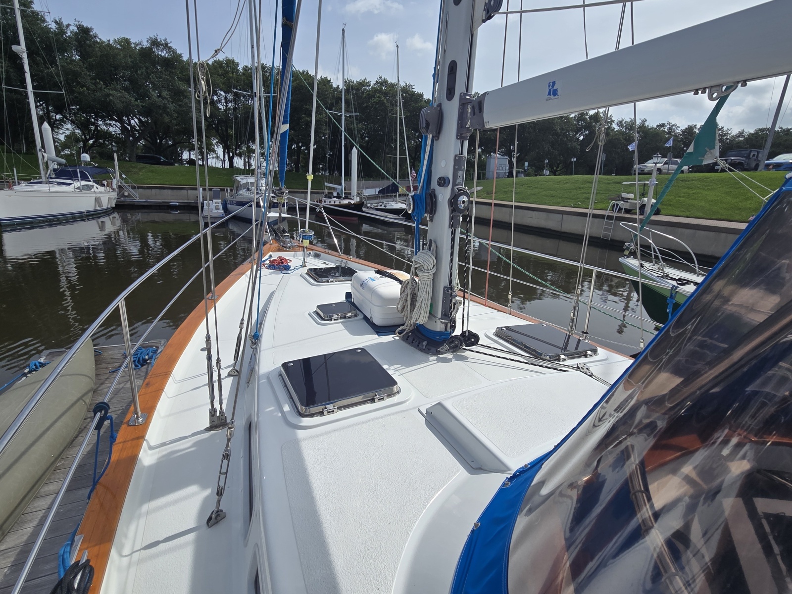 1990 Endeavour 