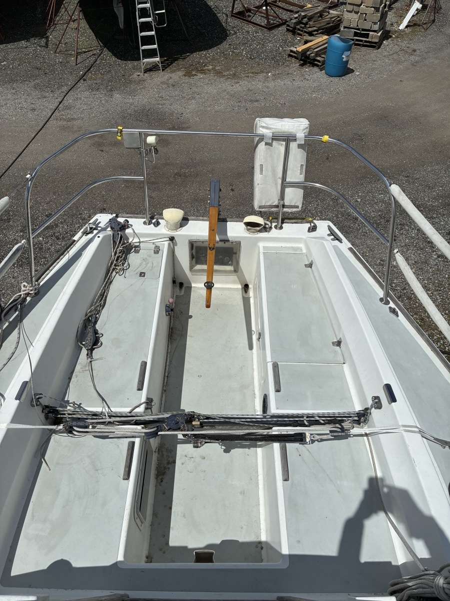 30ft J Boats Yacht For Sale