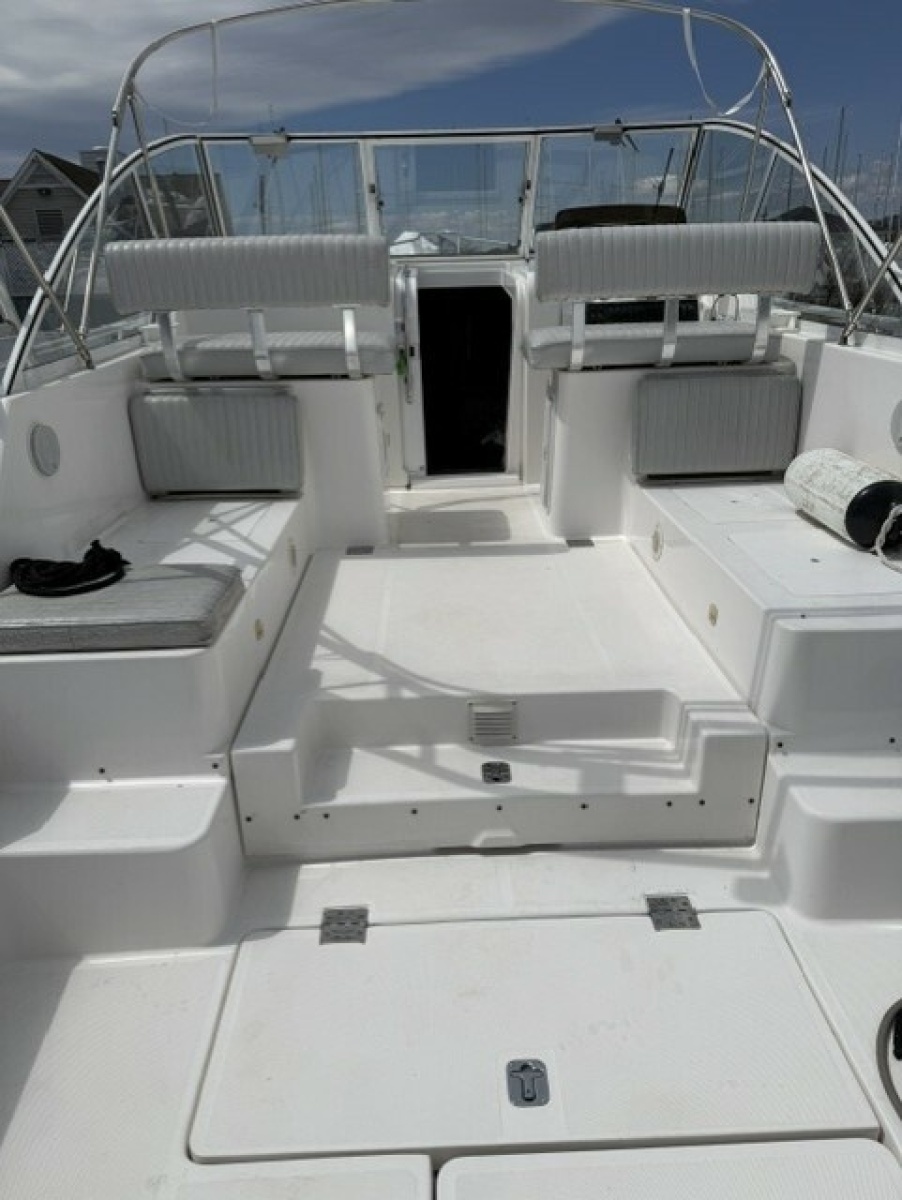 2003 Mainship 34' Pilot