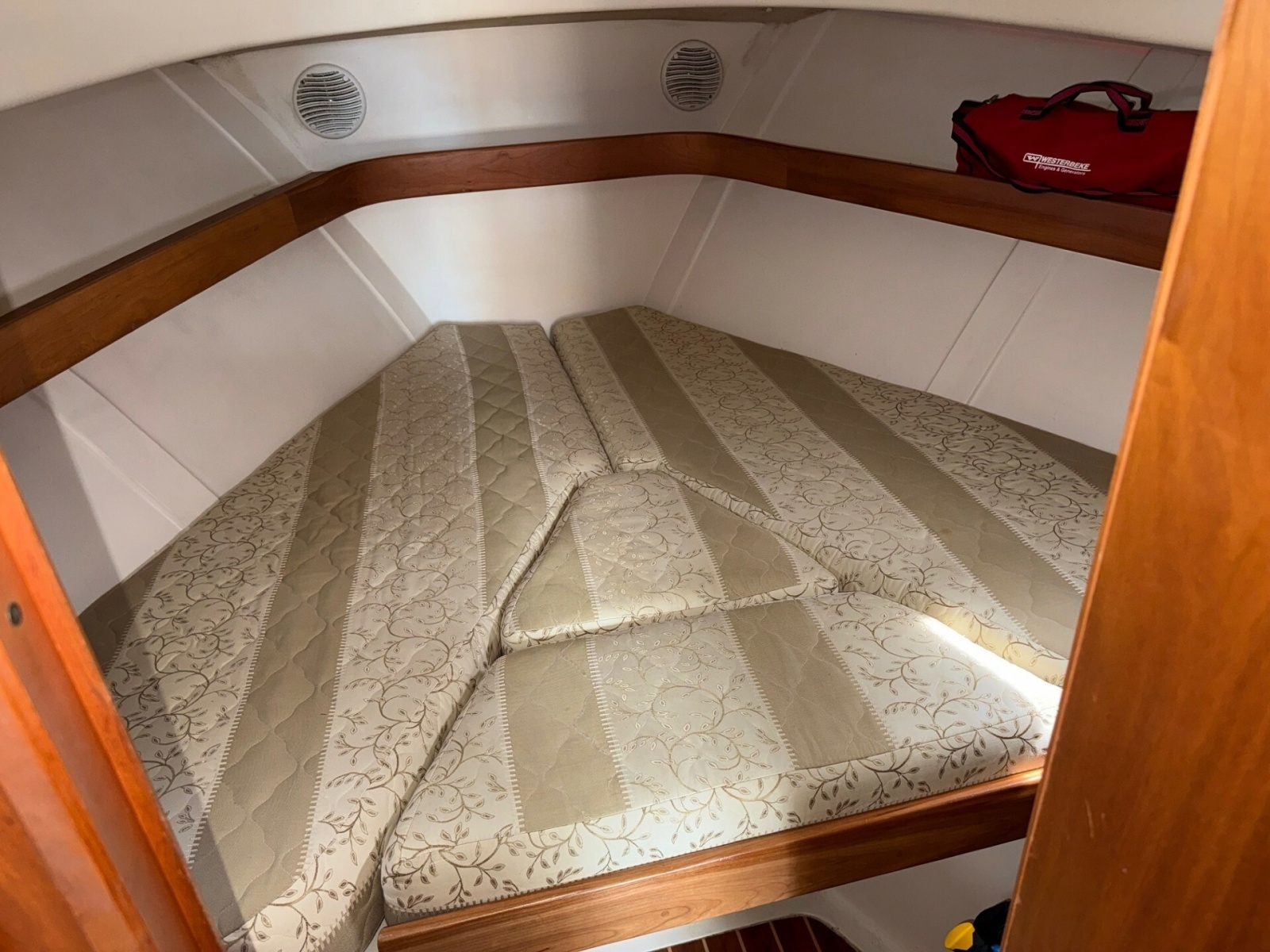 2003 Mainship 34' Pilot