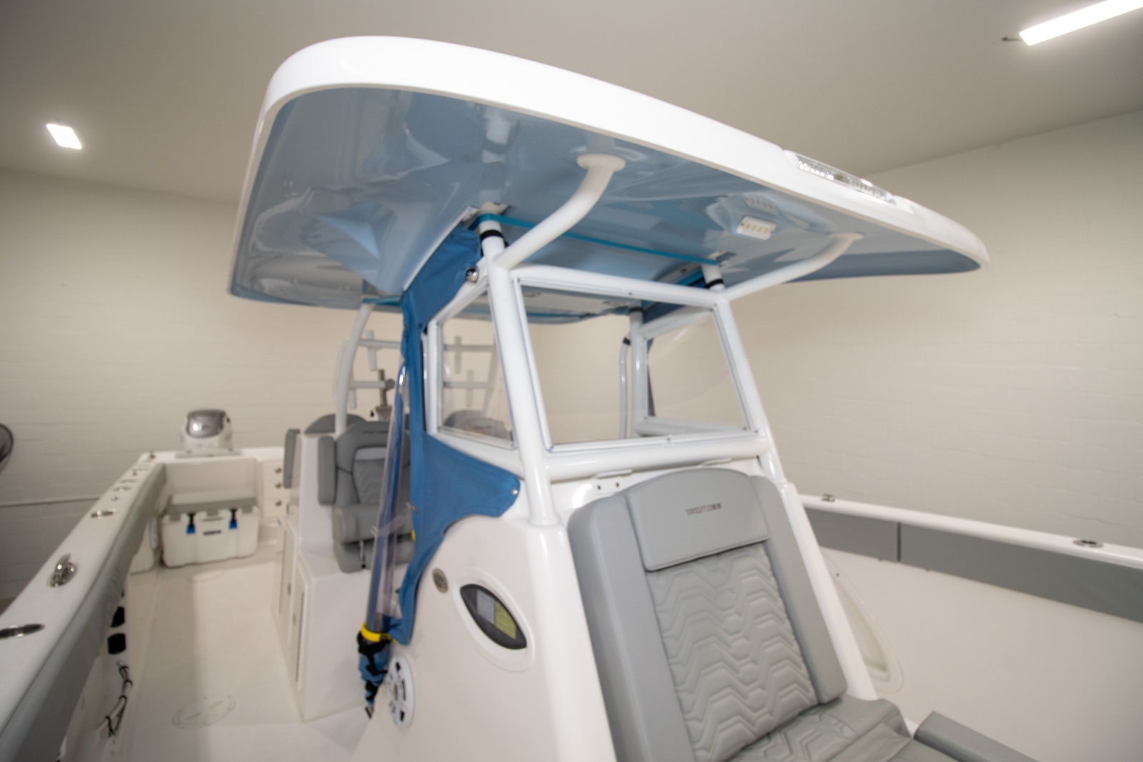 34ft Twin Vee Yacht For Sale