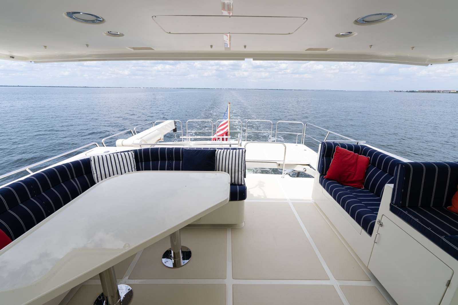 Semi-Enclosed Bridge Facing Aft