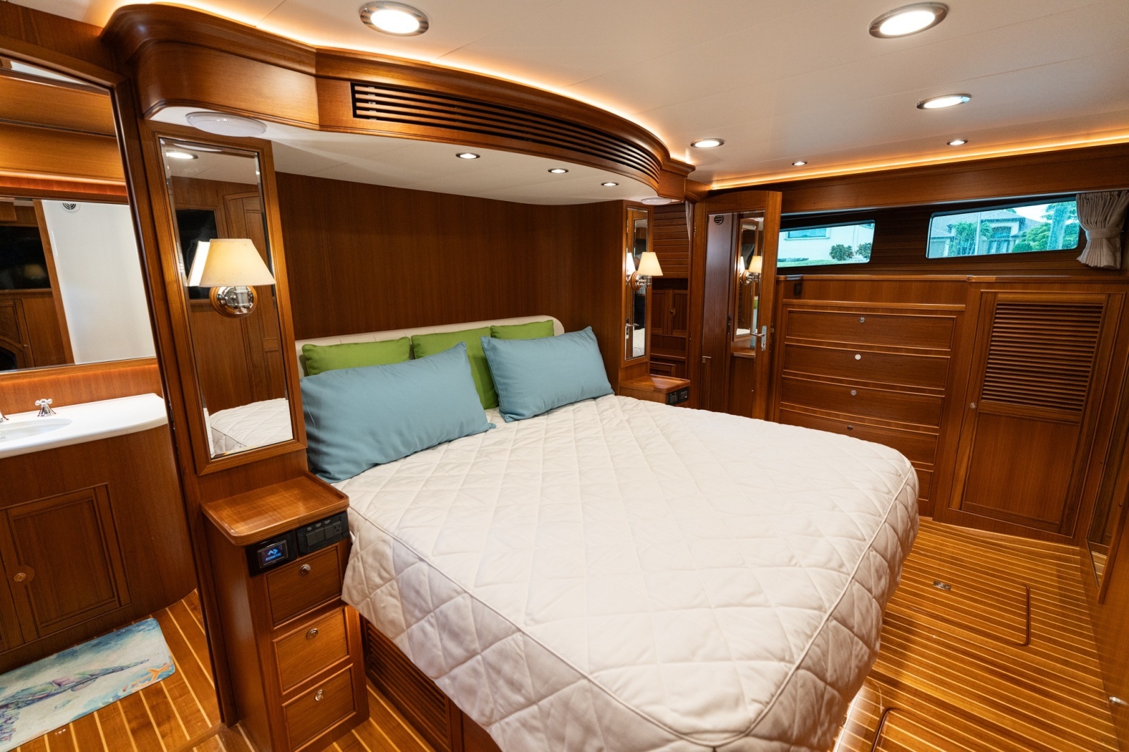 Master Stateroom Facing Port