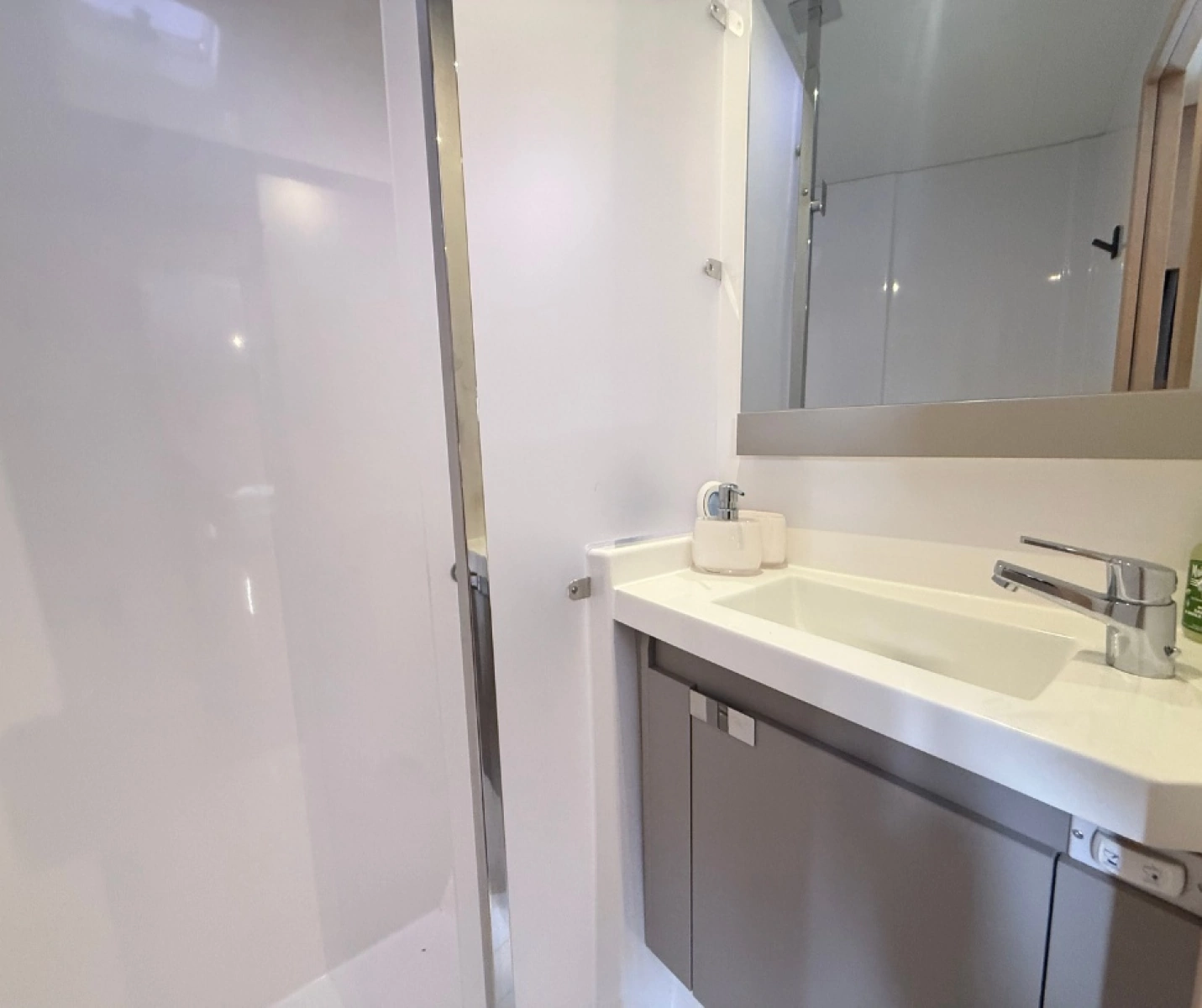 2025 Fountaine Pajot Aura 51