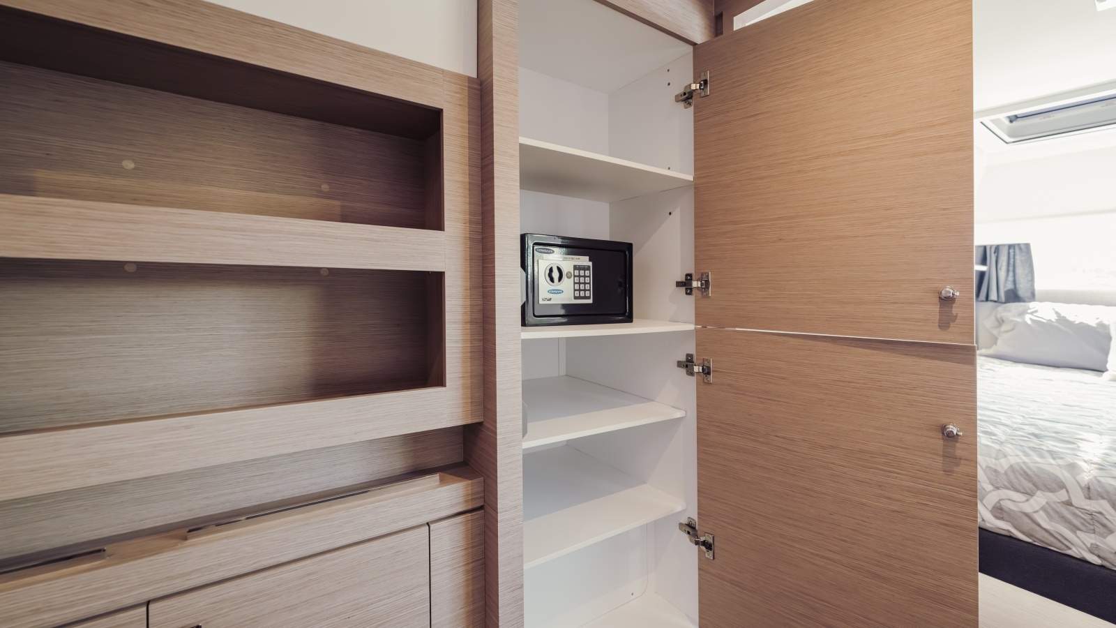 2020 Fountaine Pajot Saona 47