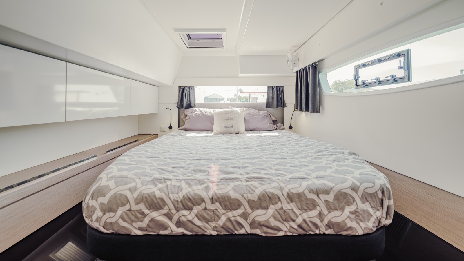 2020 Fountaine Pajot Saona 47