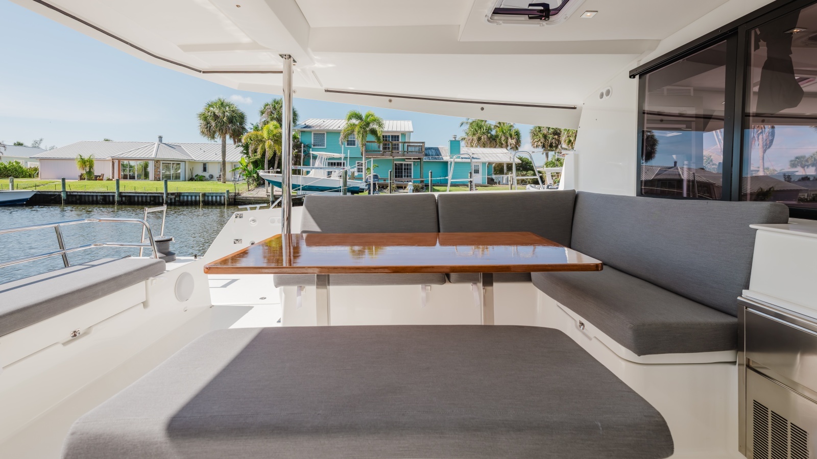 2020 Fountaine Pajot Saona 47