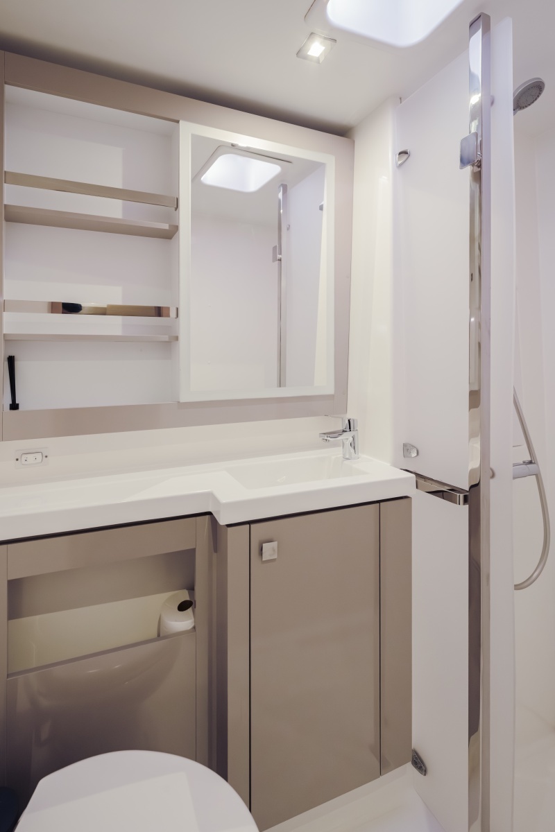 2020 Fountaine Pajot Saona 47