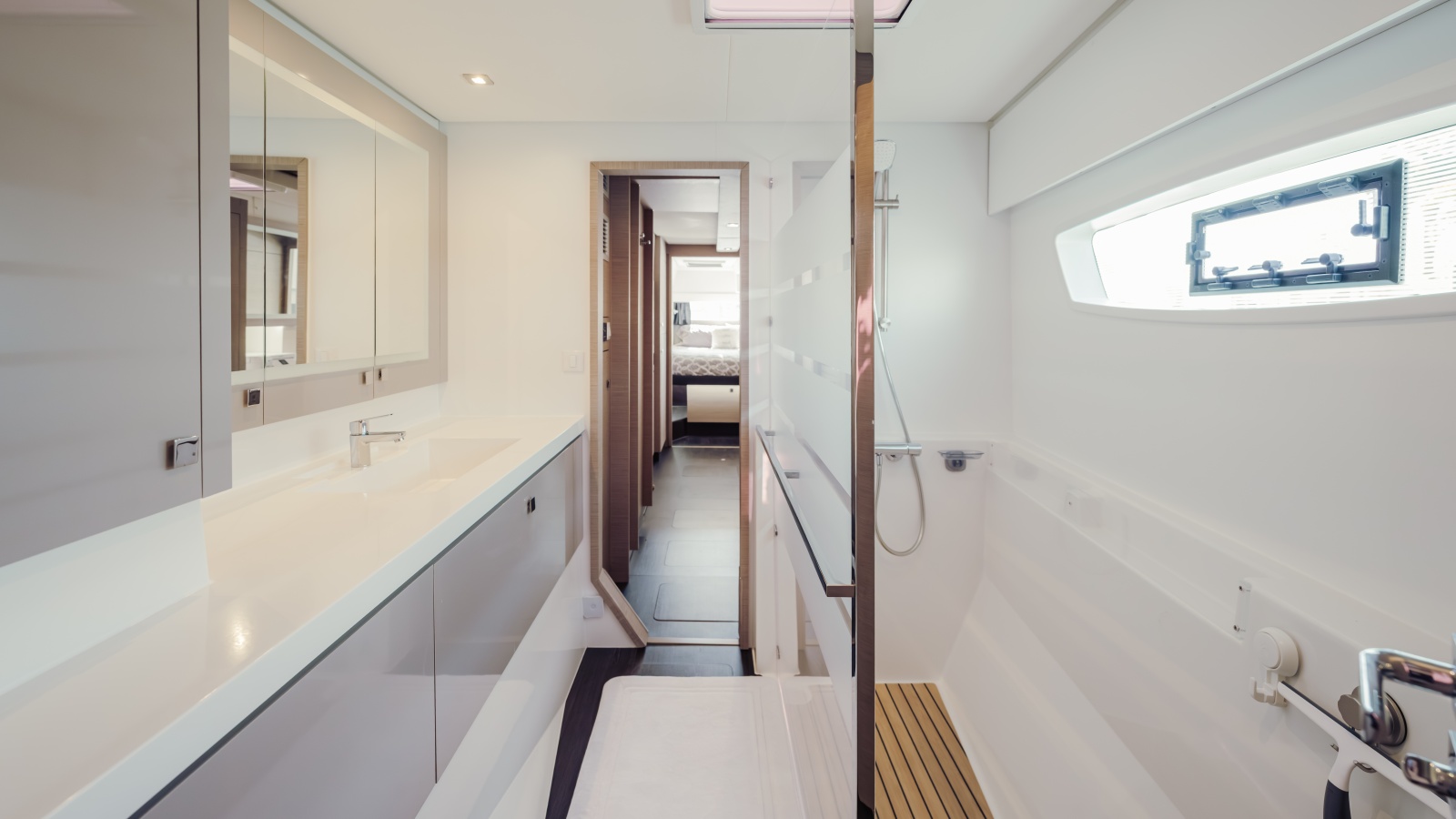 2020 Fountaine Pajot Saona 47