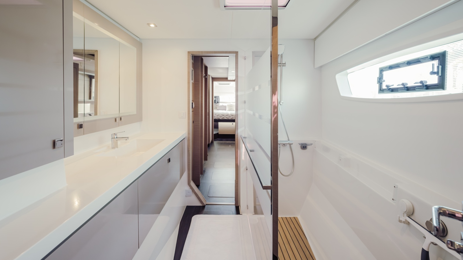 2020 Fountaine Pajot Saona 47