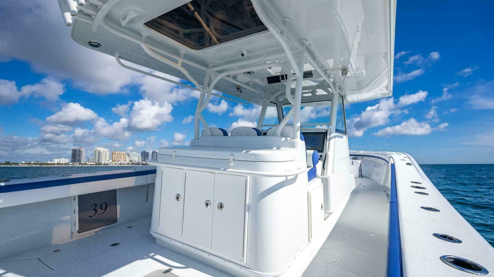 39ft Yellowfin Yacht For Sale