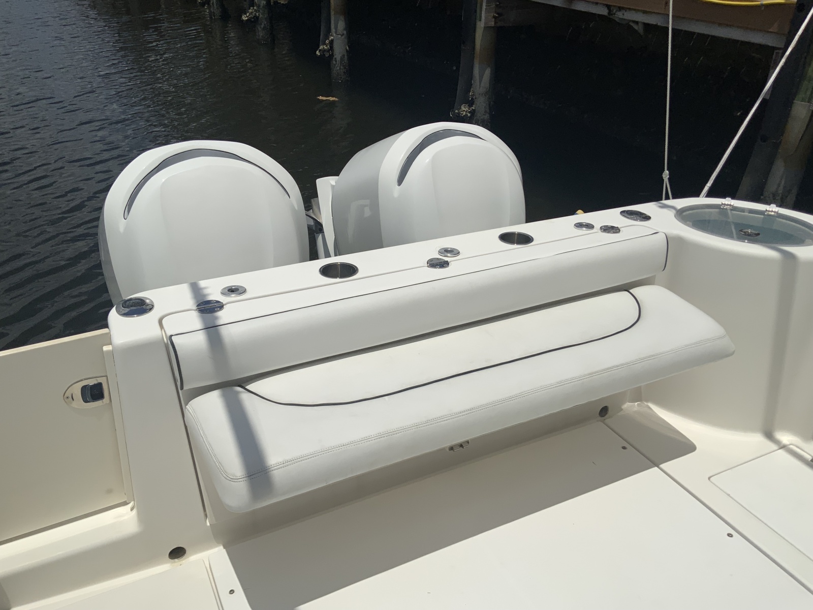 2007 Robalo R305 Walkaround