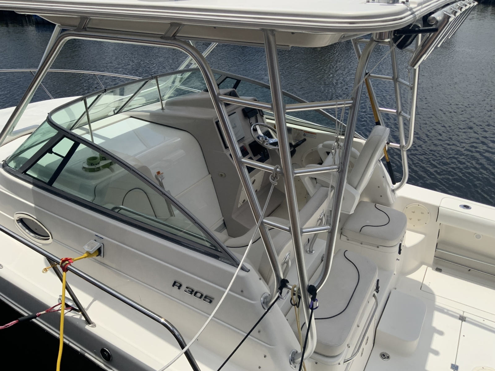 2007 Robalo R305 Walkaround