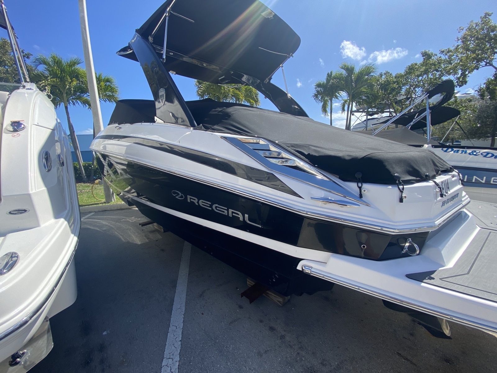 27ft Regal Yacht For Sale