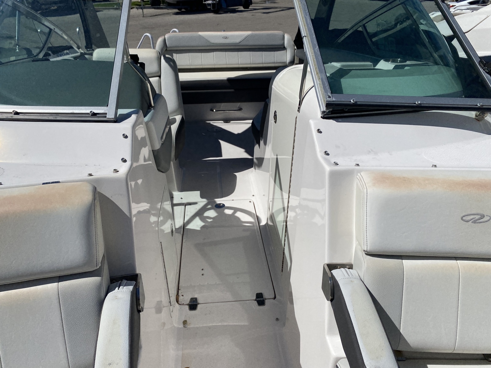 27ft Regal Yacht For Sale
