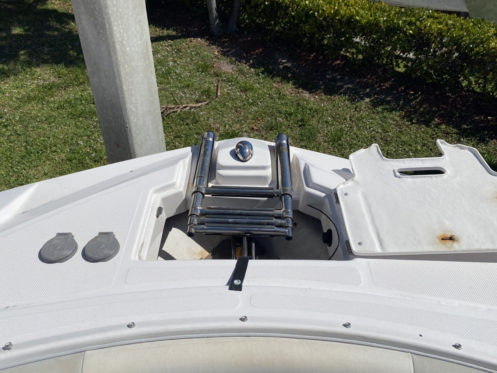 27ft Regal Yacht For Sale