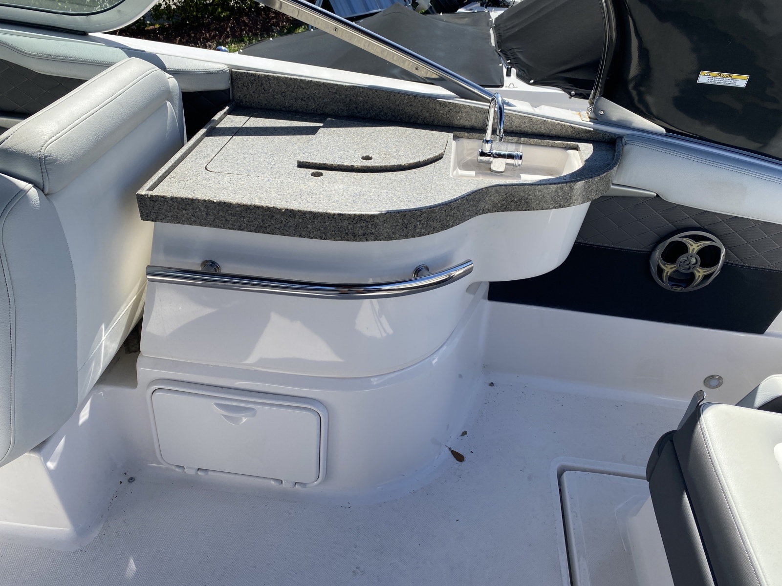 27ft Regal Yacht For Sale