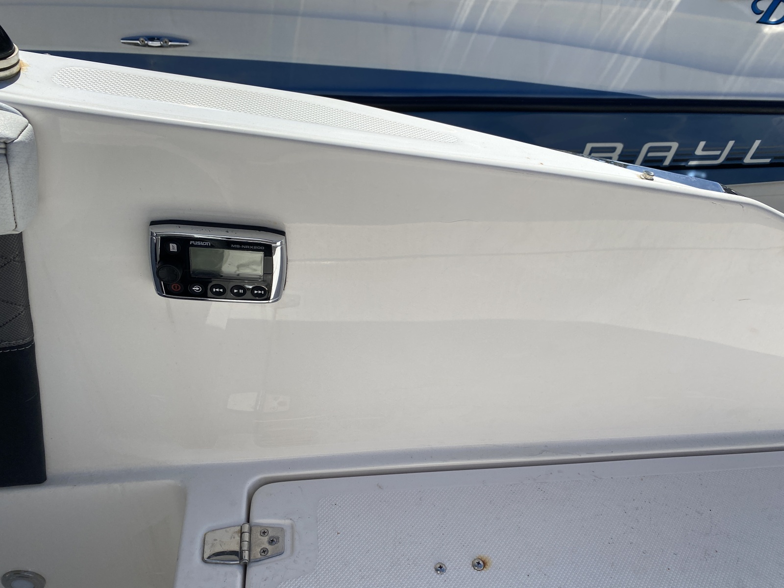 27ft Regal Yacht For Sale