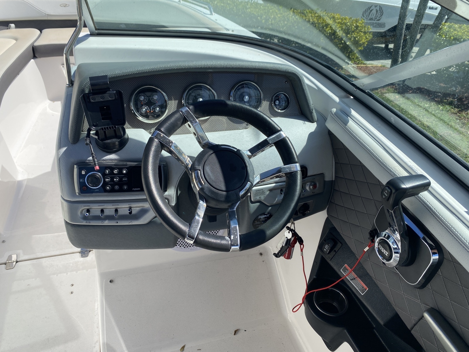 27ft Regal Yacht For Sale