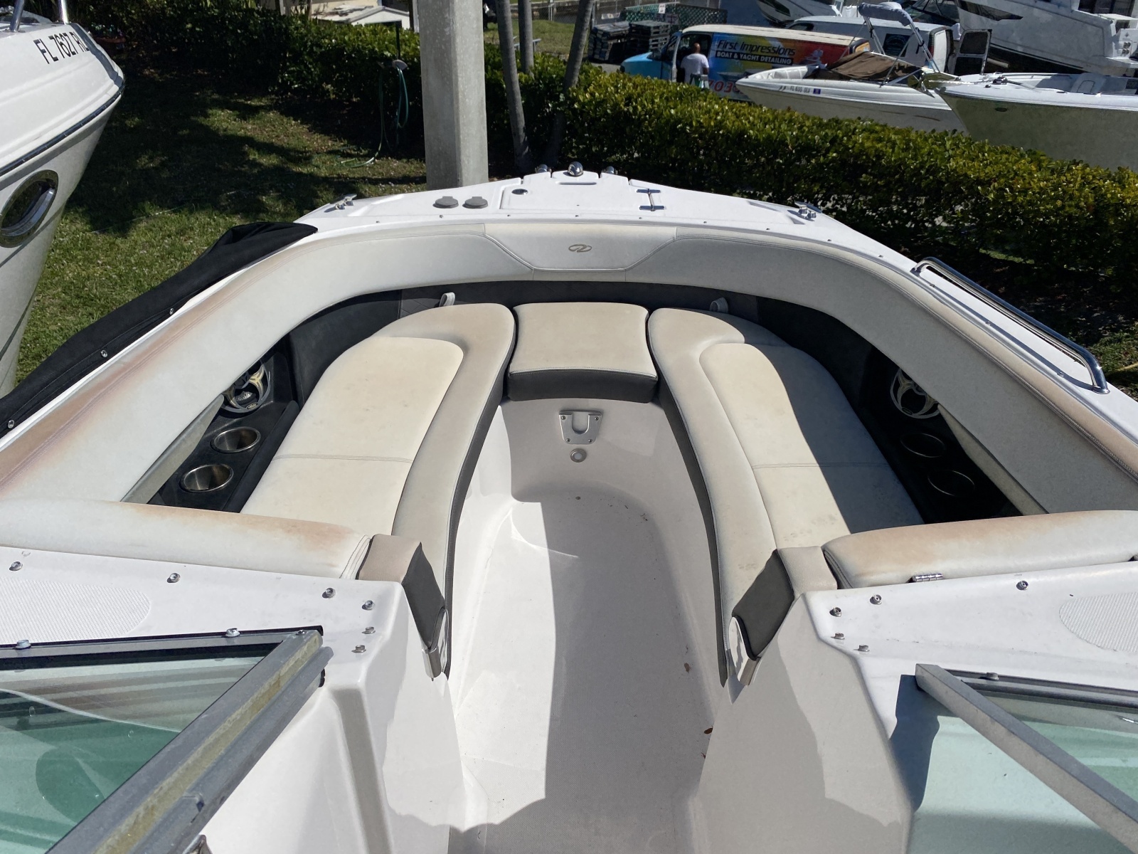 27ft Regal Yacht For Sale