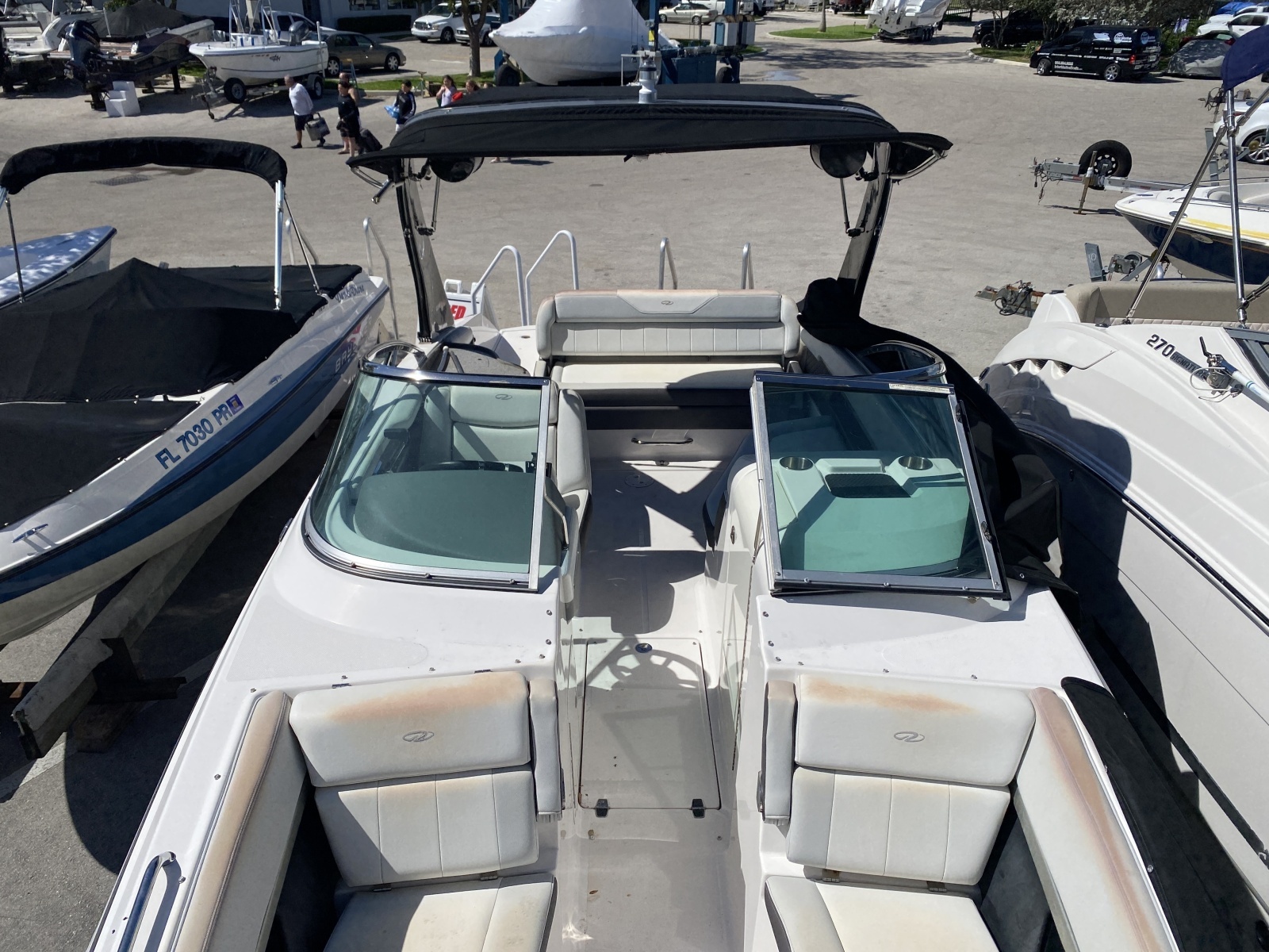 27ft Regal Yacht For Sale