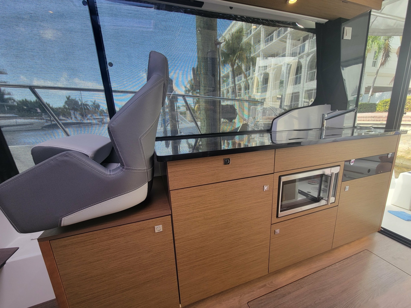 34ft Jeanneau Yacht For Sale