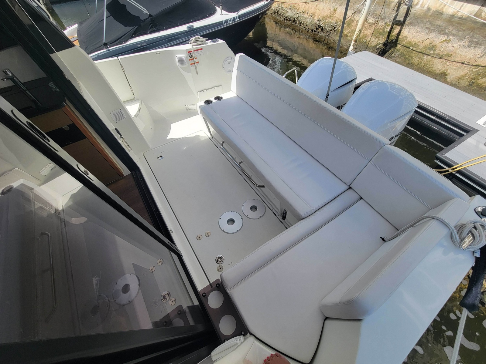 34ft Jeanneau Yacht For Sale