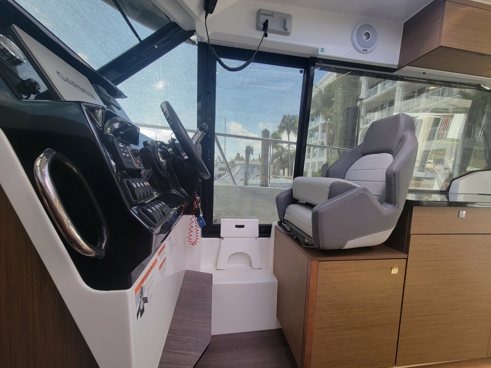 2020 Jeanneau NC 1095 Coupe