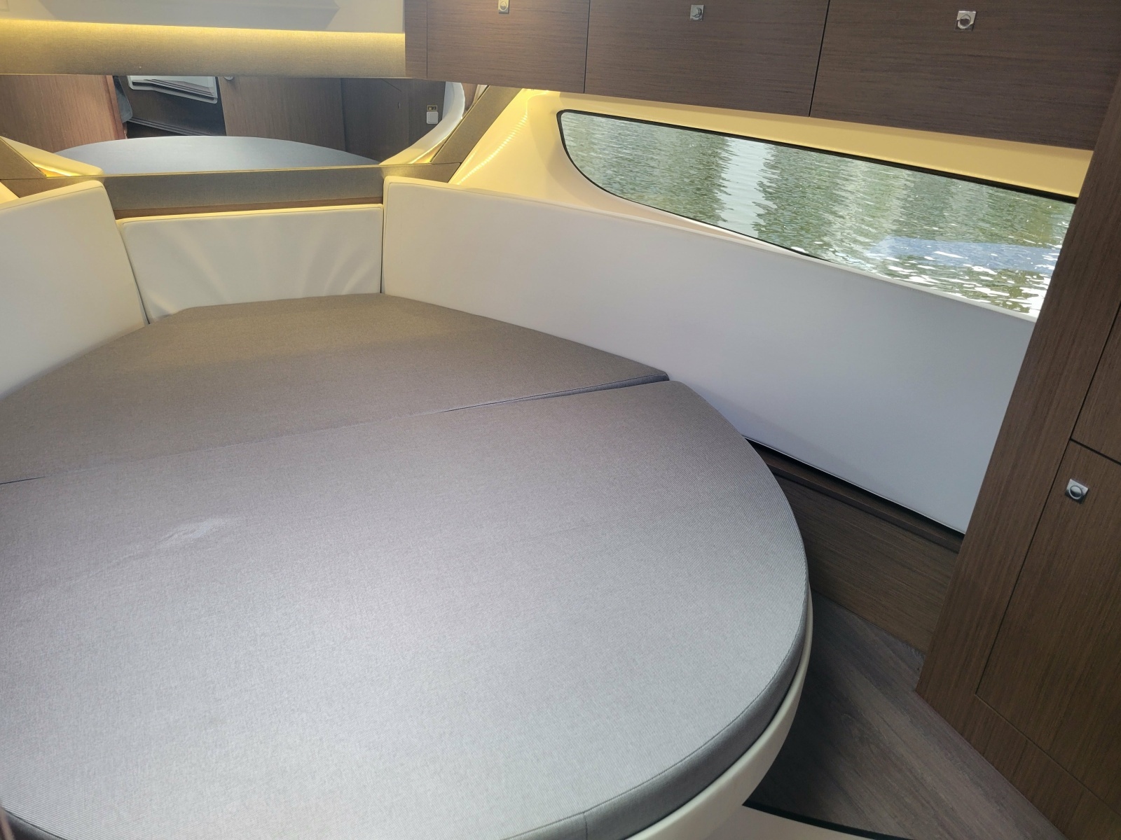 34ft Jeanneau Yacht For Sale