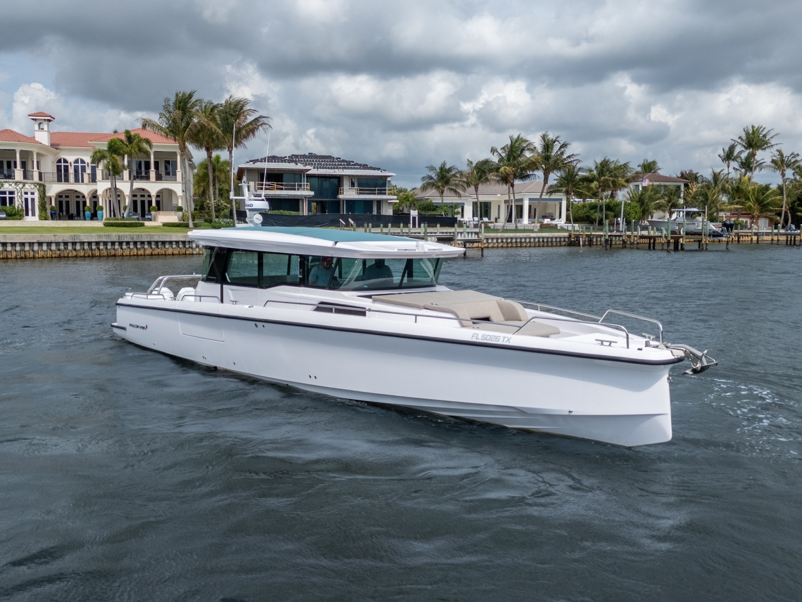 2024 Axopar 45 XC Cross Cabin