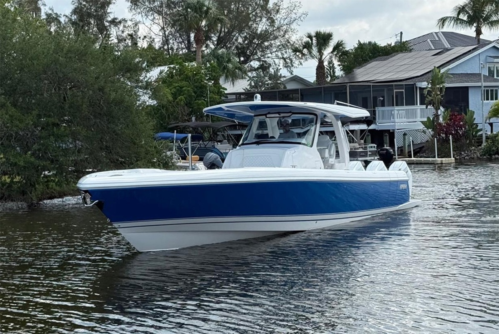 Port bow profile