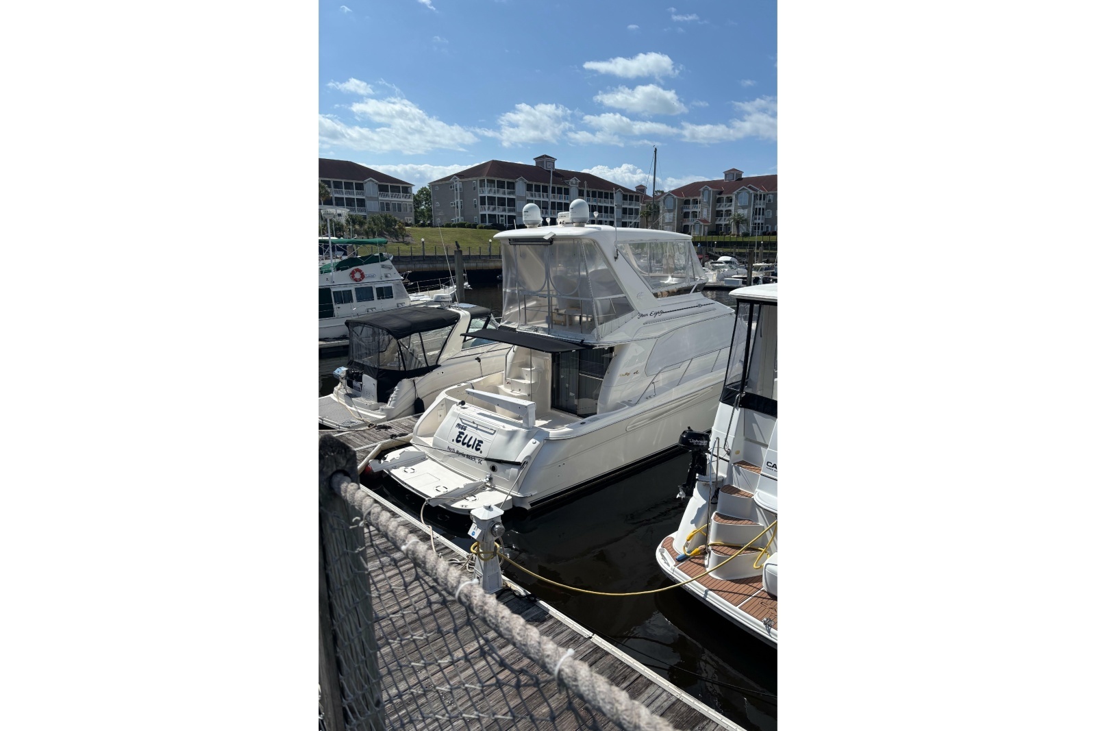 1999 Sea Ray 480 Sedan Bridge