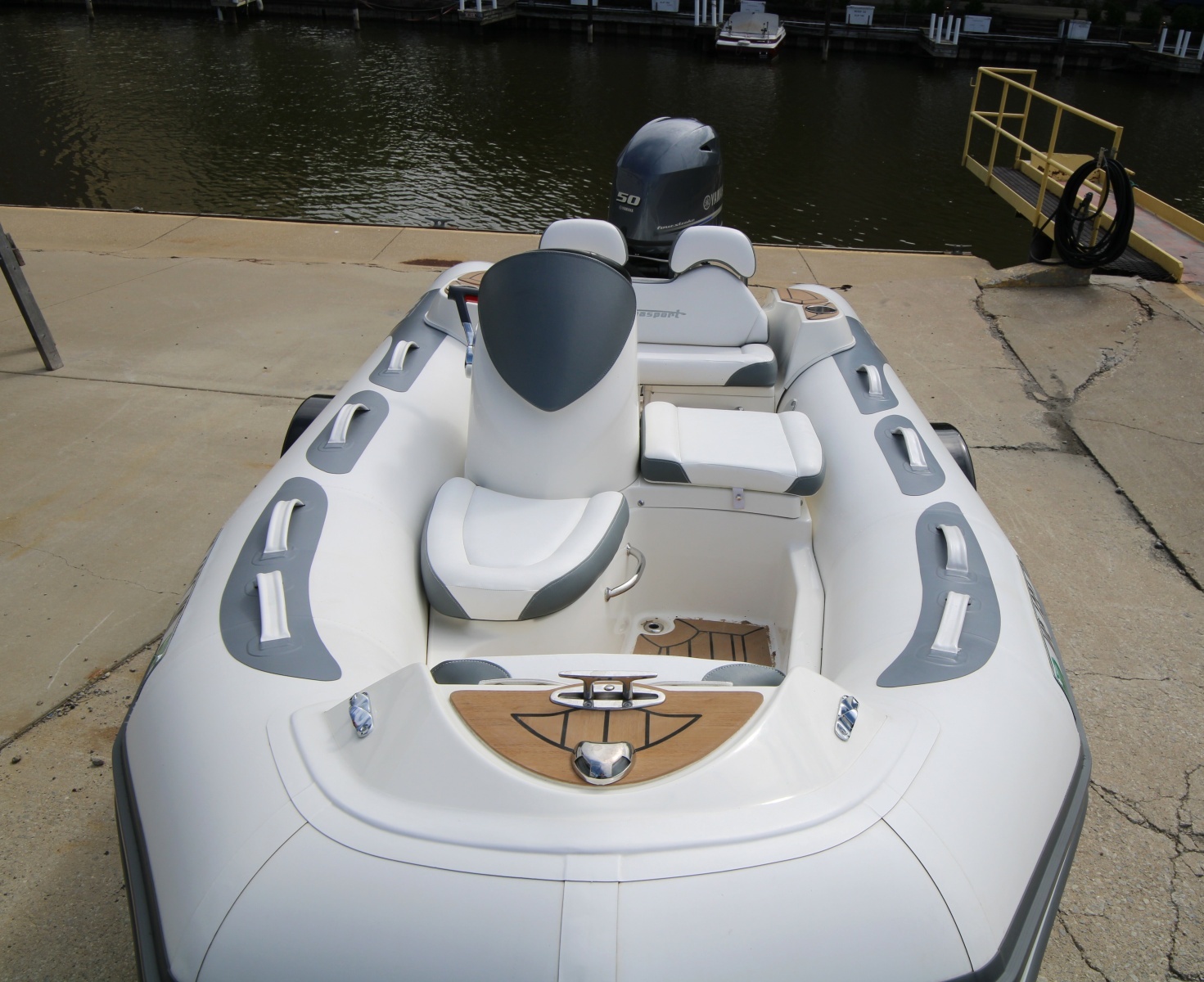 13ft Avon Yacht For Sale