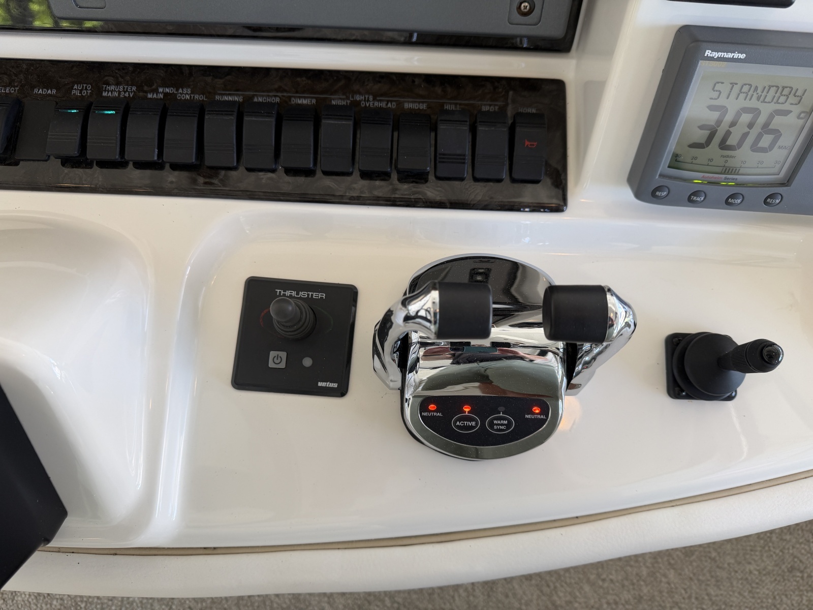 2009 Sea Ray 52 SEDAN BRIDGE