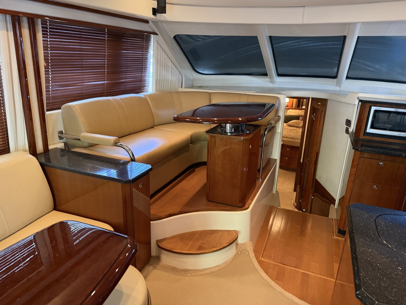 2009 Sea Ray 52 SEDAN BRIDGE