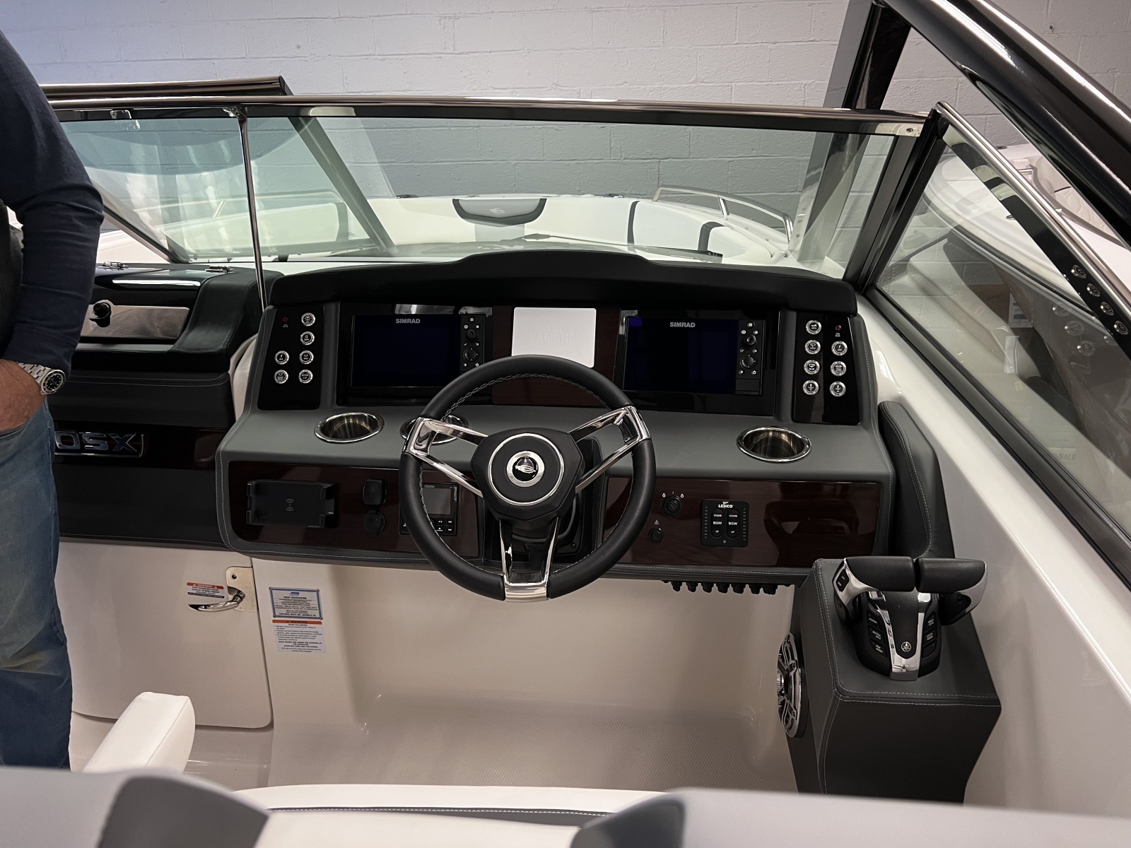 2023 Chaparral 280 OSX