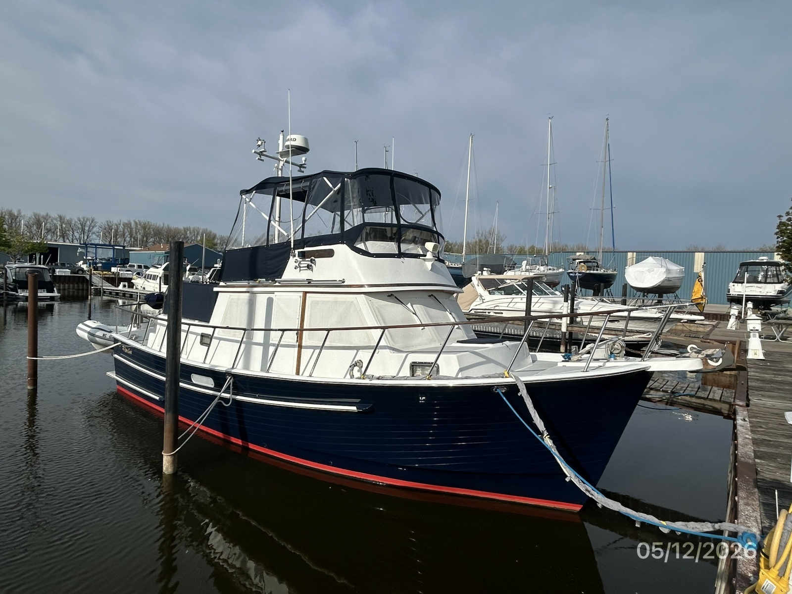 36' Monk starboard forward profile4 