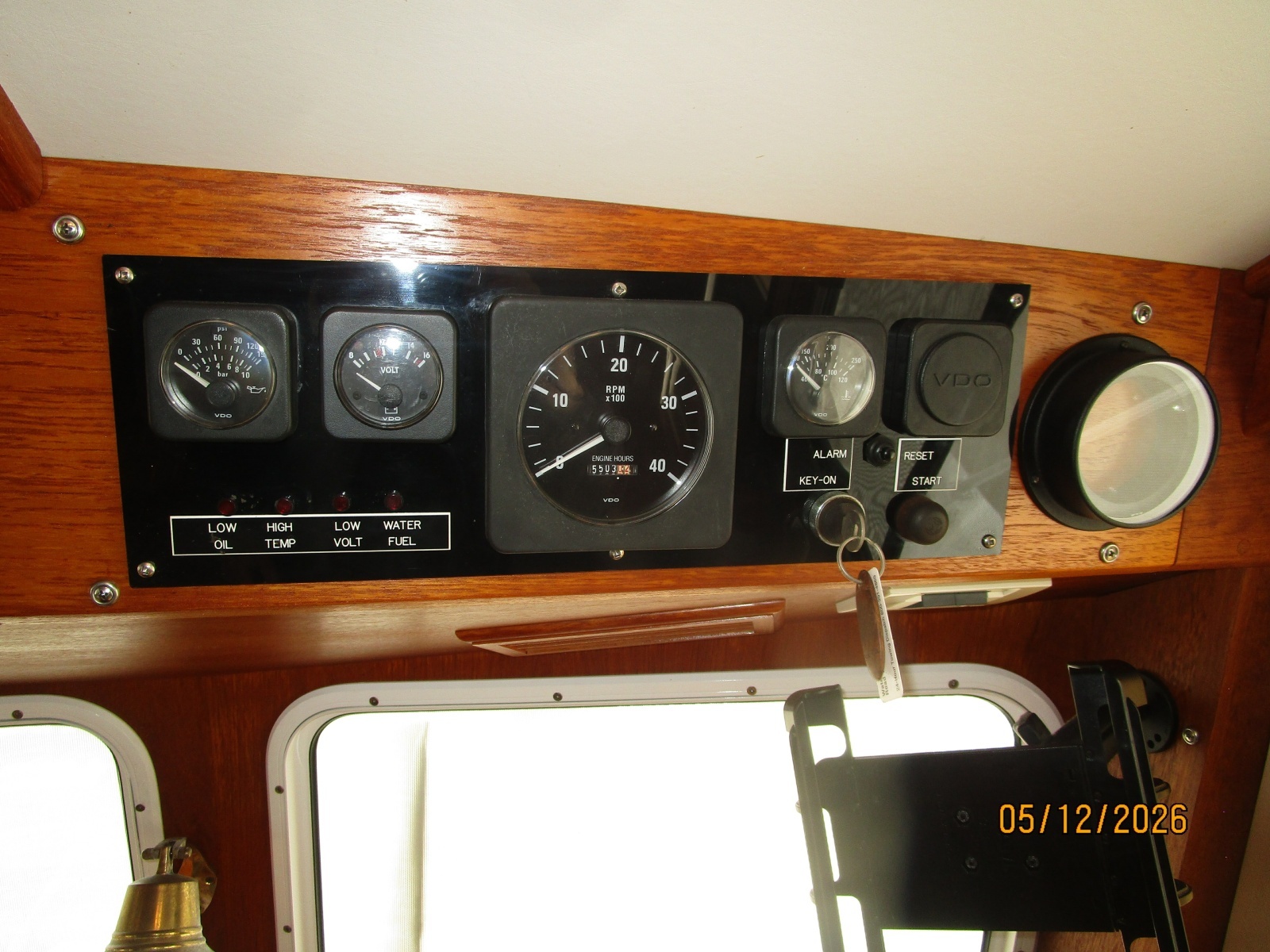 36' Monk lower helm engine panel