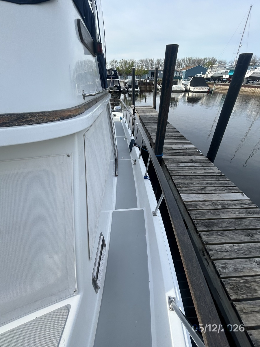 36' Monk port side deck1