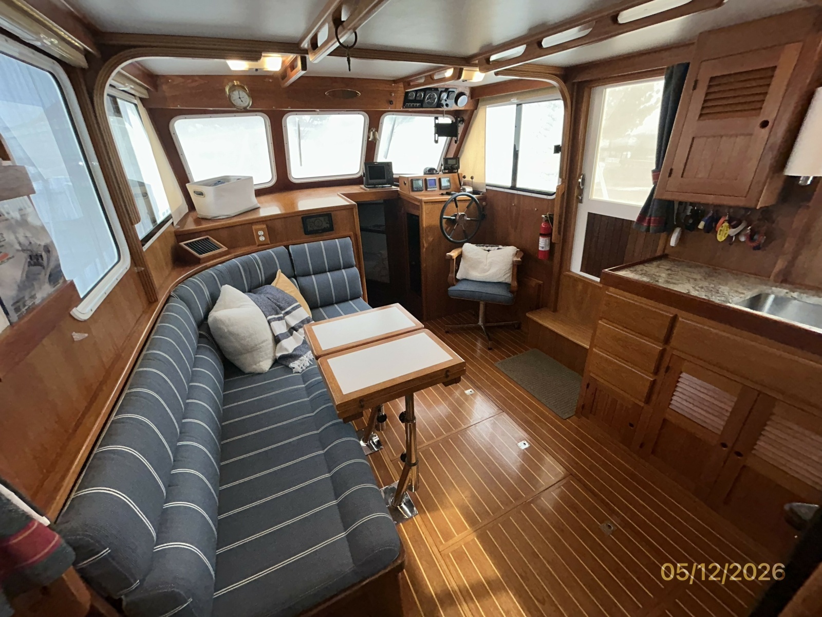 36' Monk salon forward