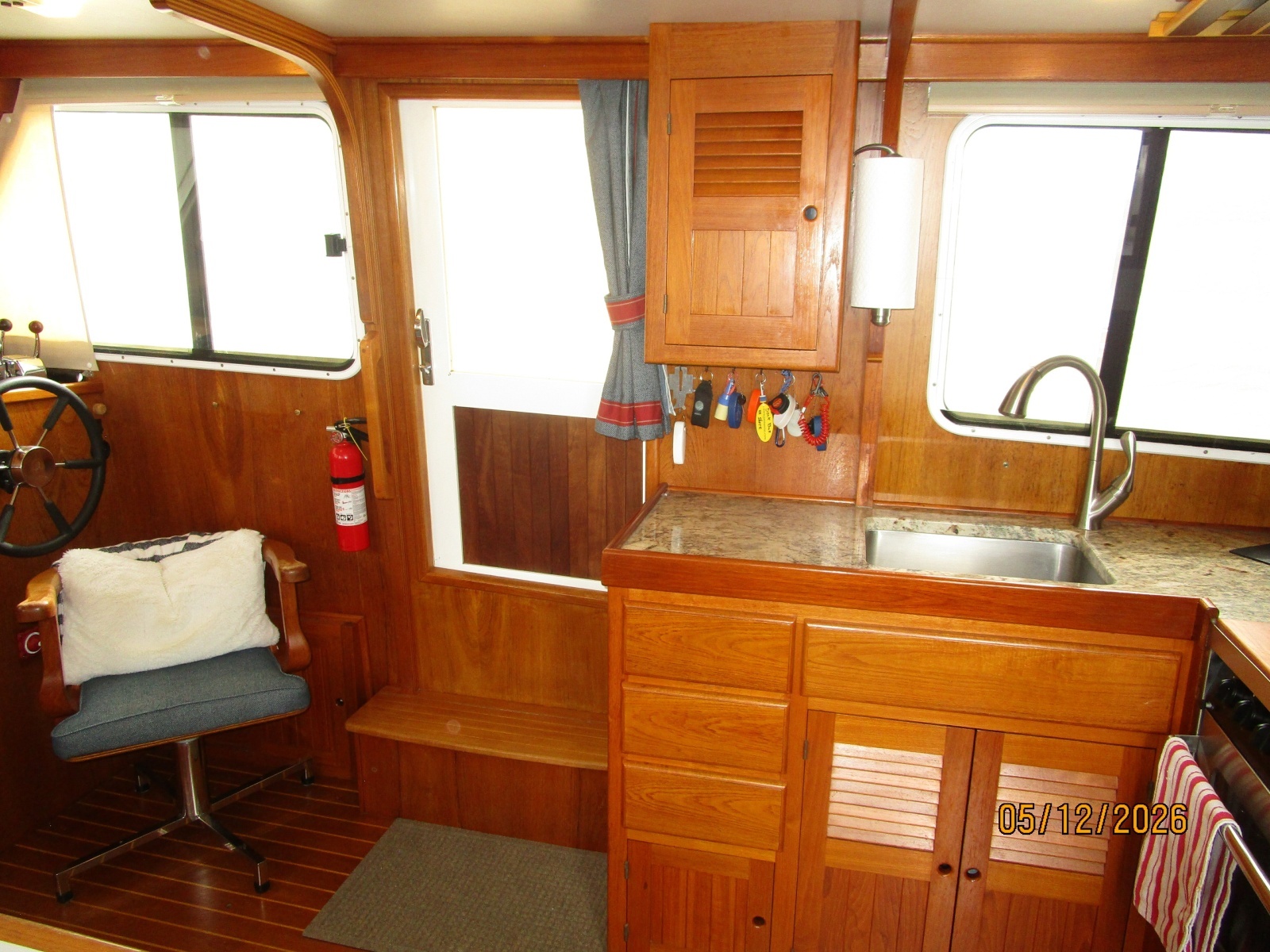 36' Monk salon starboard