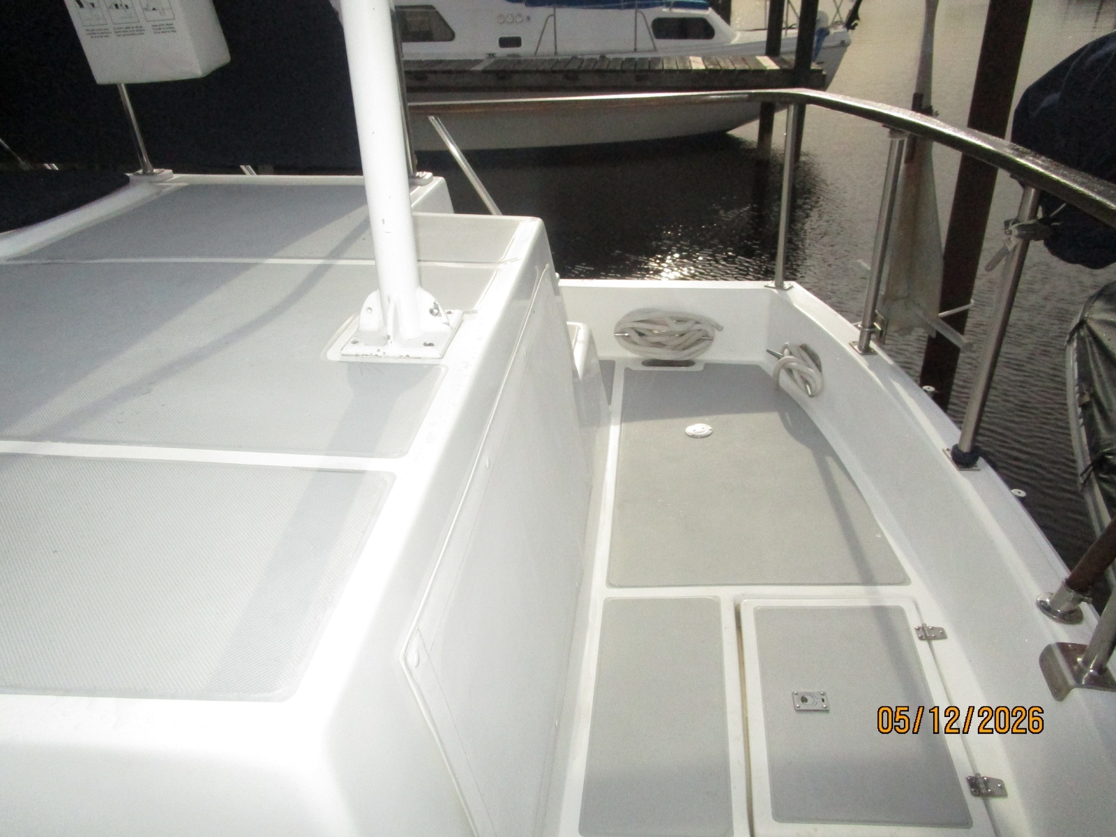 36' Monk aftdeck starboard