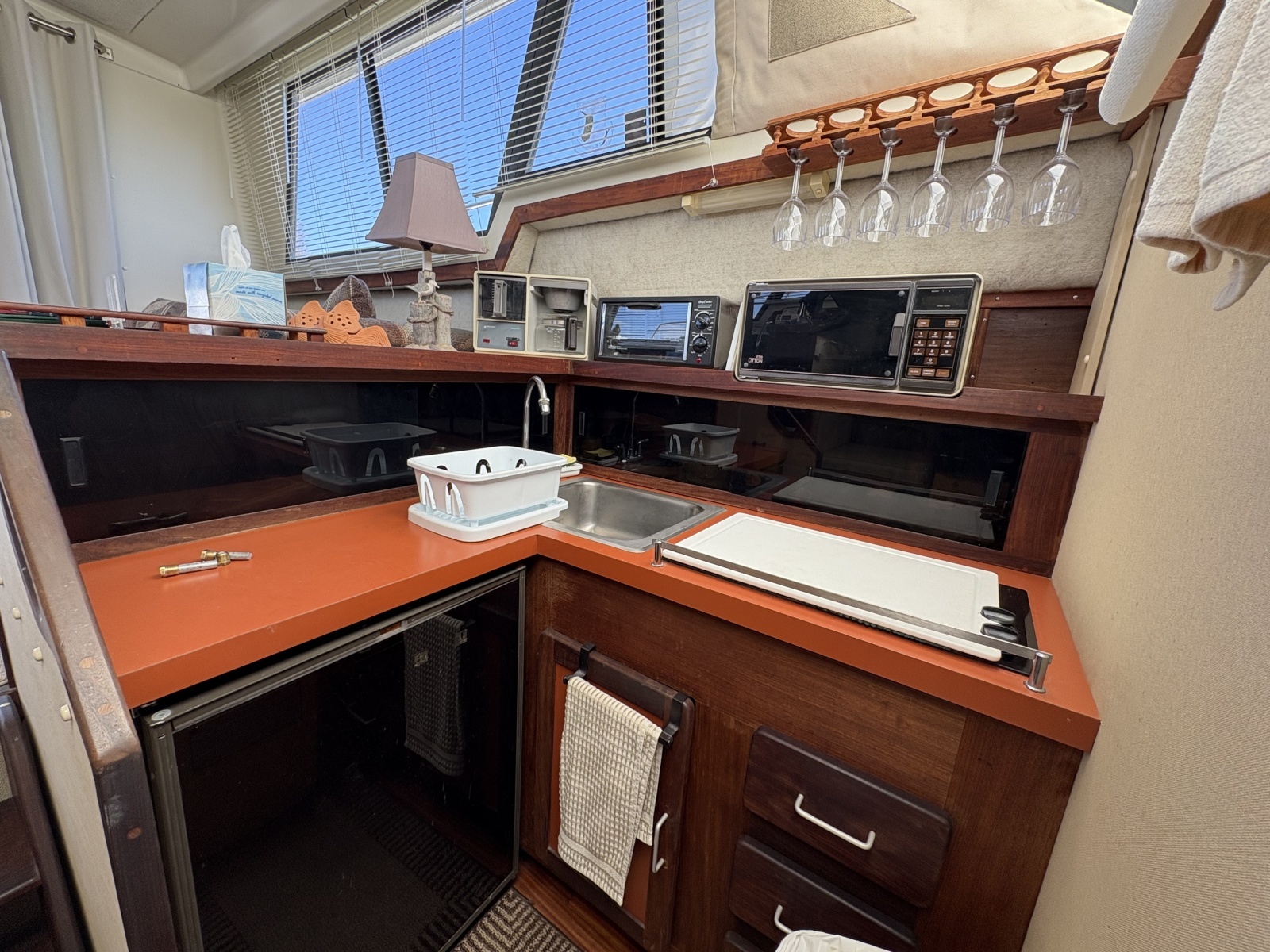 34ft Silverton Yacht For Sale