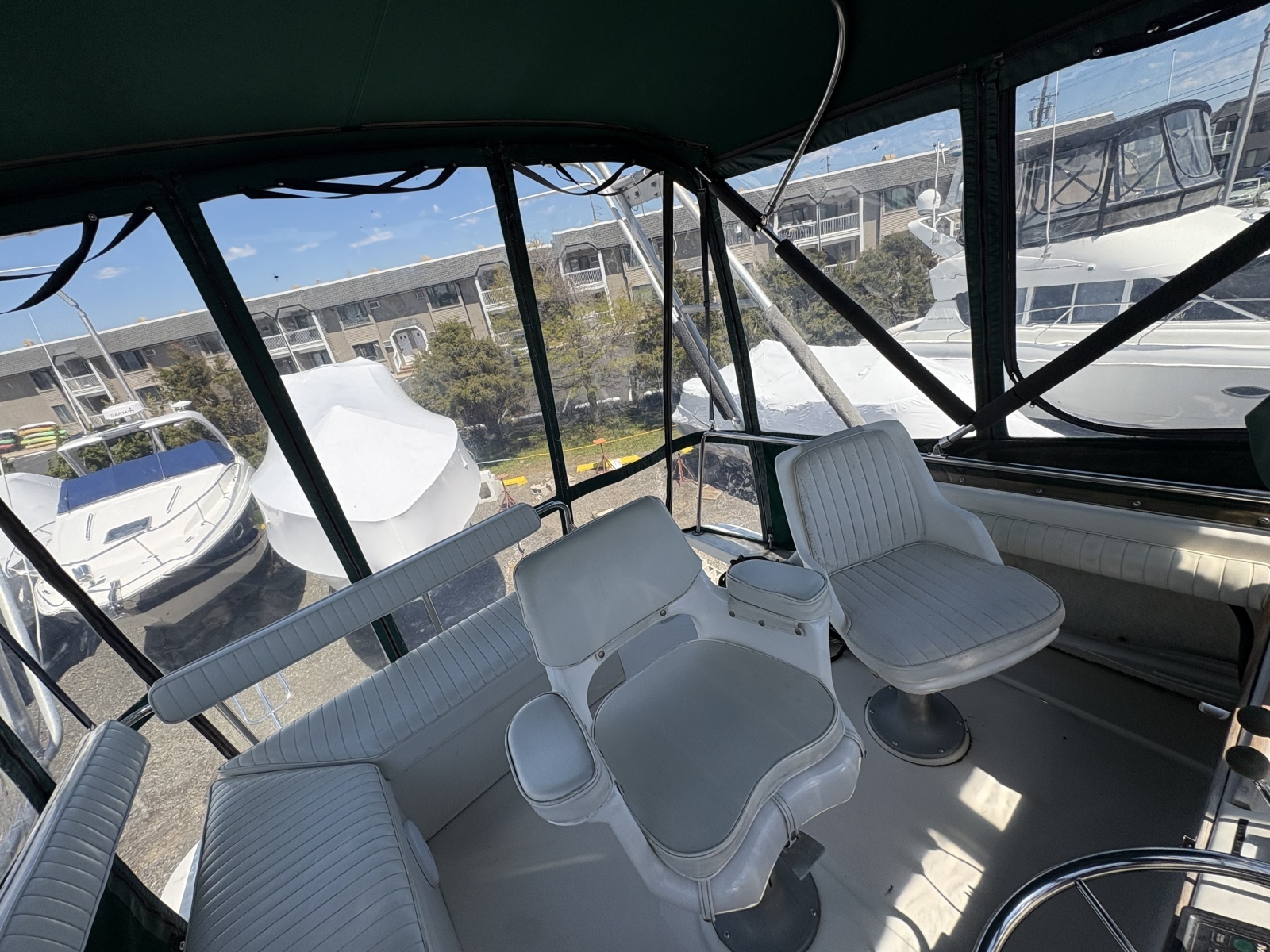 34ft Silverton Yacht For Sale