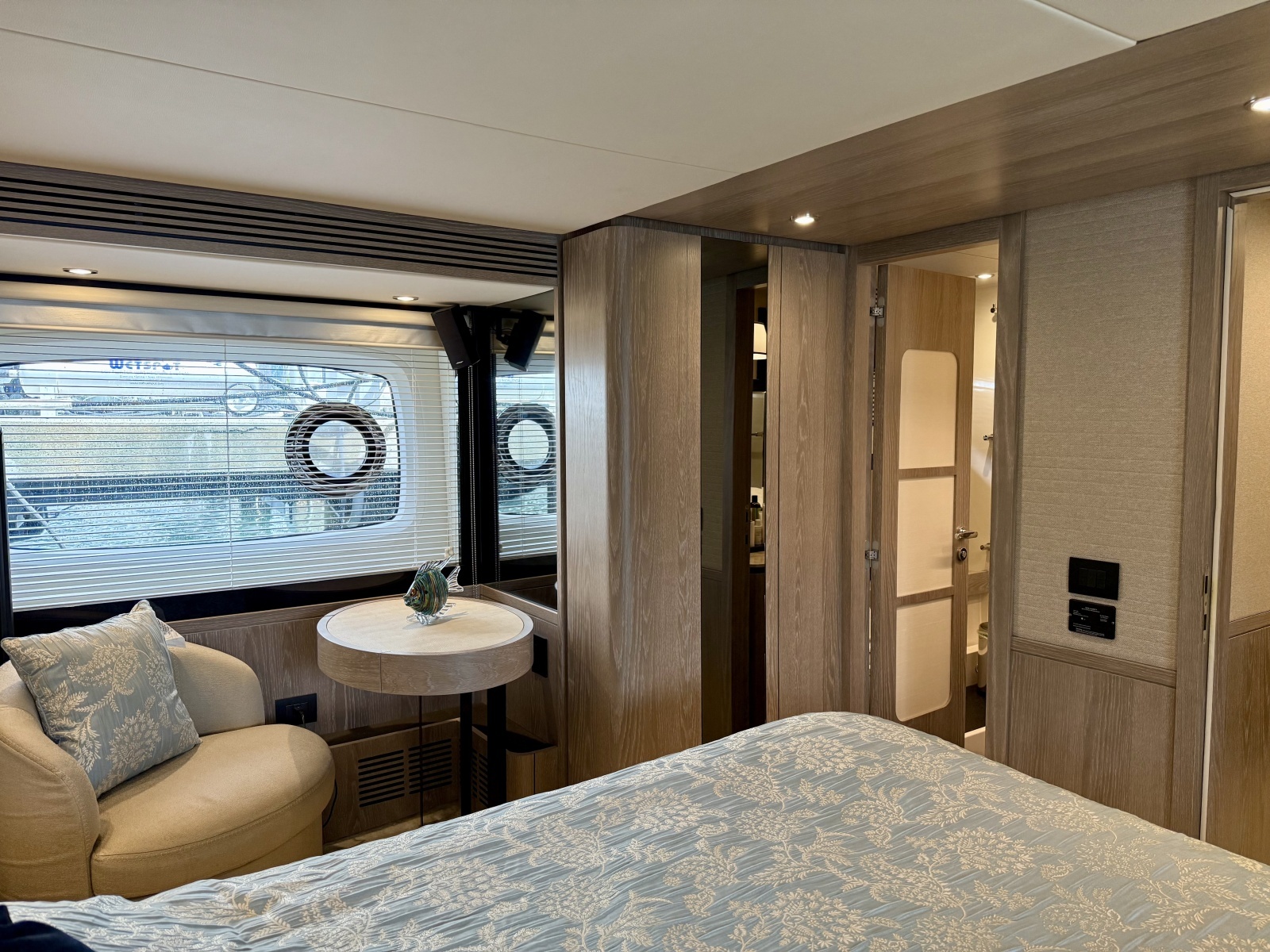66ft Azimut Yacht For Sale