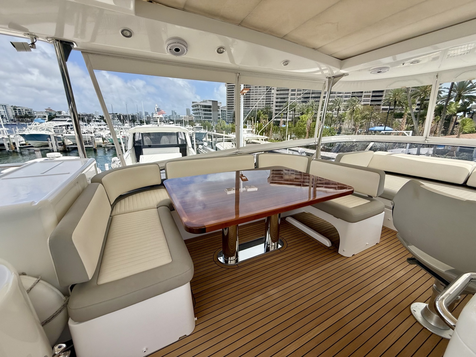 66ft Azimut Yacht For Sale